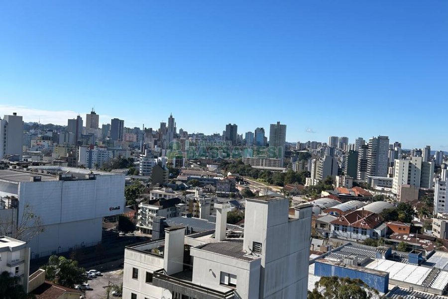 Apartamento com 94m², 3 dormitórios, 2 vagas, no bairro Rio Branco em Caxias do Sul para Comprar