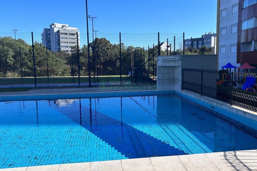 Apartamento com 94m², 3 dormitórios, 2 vagas, no bairro Rio Branco em Caxias do Sul para Comprar