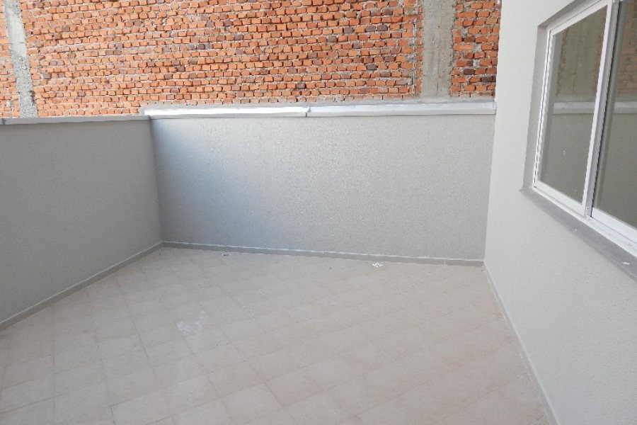Loja com 225m², no bairro Vinhedos em Caxias do Sul para Comprar