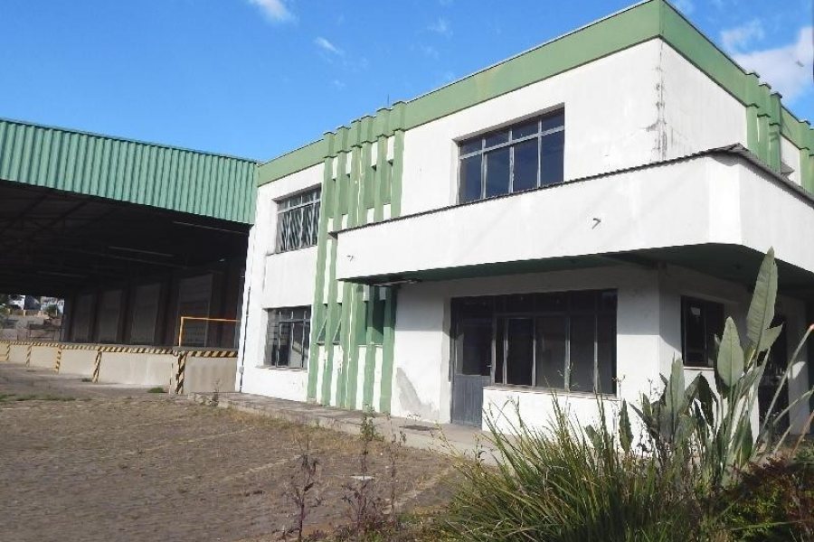 Pavilhão com 1397m², no bairro São José em Caxias do Sul para Alugar