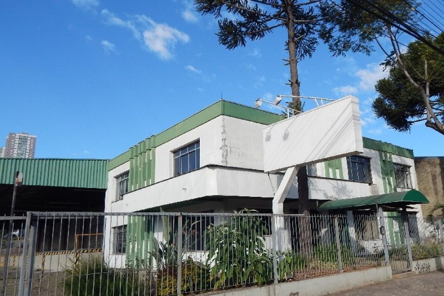 Pavilhão com 1397m², no bairro São José em Caxias do Sul para Alugar