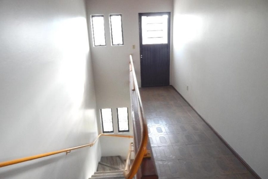 Pavilhão com 1397m², no bairro São José em Caxias do Sul para Alugar