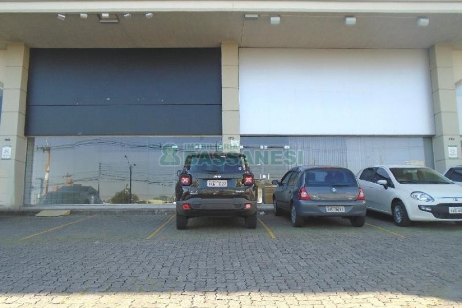 Loja com 500m², no bairro Villagio Iguatemi em Caxias do Sul para Alugar