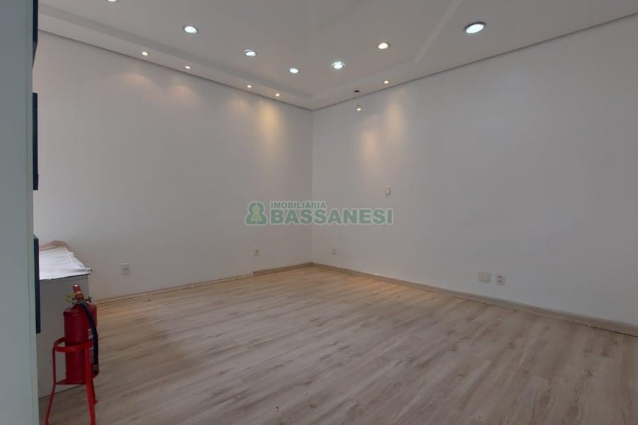 Loja com 20m², no bairro Centro em Caxias do Sul para Alugar