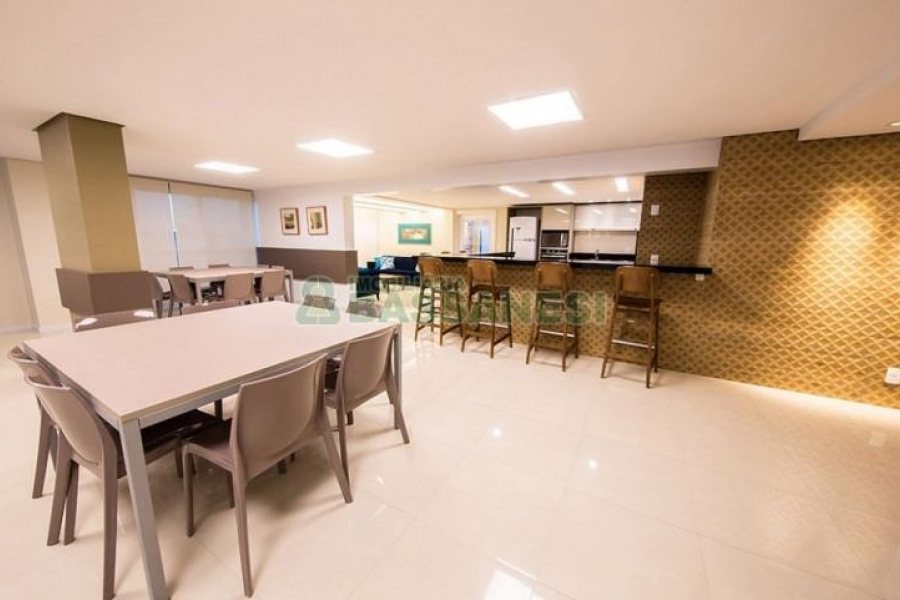 Apto Mobiliado com 50m², 1 dormitório, 1 vaga, no bairro Villagio Iguatemi em Caxias do Sul para Alugar