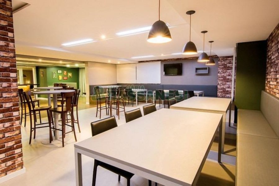 Apto Mobiliado com 50m², 1 dormitório, 1 vaga, no bairro Villagio Iguatemi em Caxias do Sul para Alugar