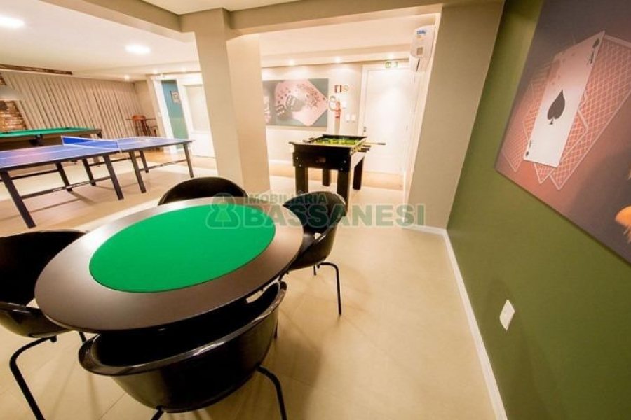 Apto Mobiliado com 50m², 1 dormitório, 1 vaga, no bairro Villagio Iguatemi em Caxias do Sul para Alugar