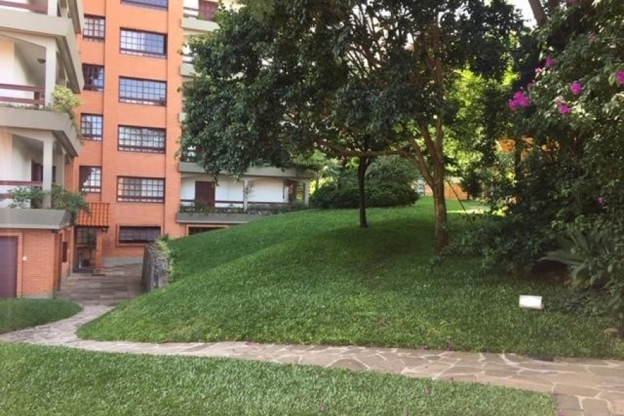 Apartamento com 190m², 3 dormitórios, 2 vagas, no bairro Madureira em Caxias do Sul para Alugar