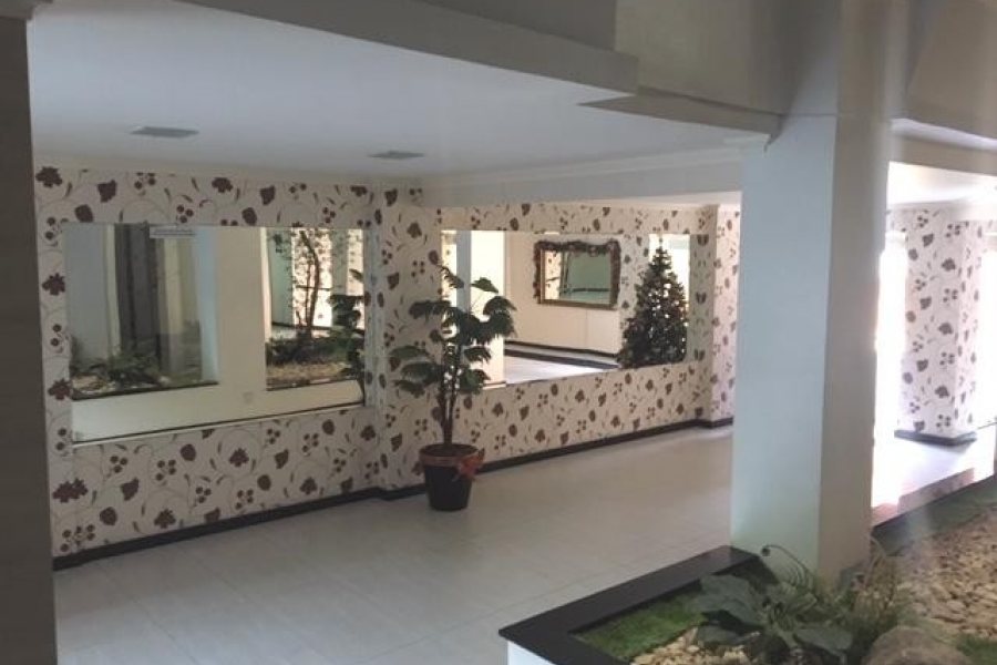 Apartamento com 190m², 3 dormitórios, 2 vagas, no bairro Madureira em Caxias do Sul para Alugar