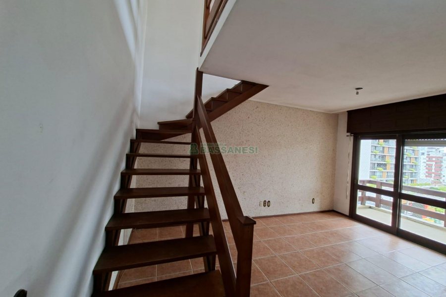 Apto/Cobertura com 157m², 4 dormitórios, 2 vagas, no bairro Panazzolo em Caxias do Sul para Alugar