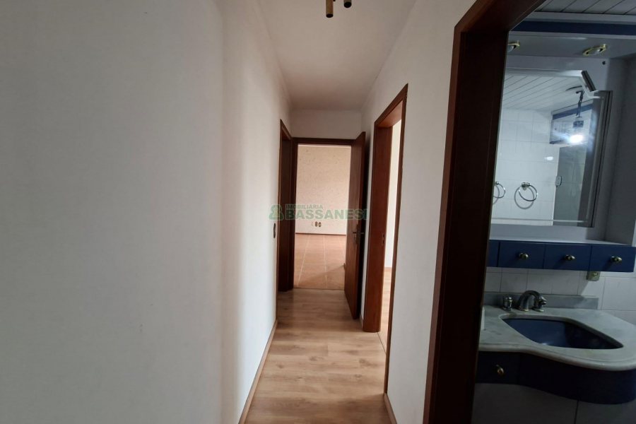 Apto/Cobertura com 157m², 4 dormitórios, 2 vagas, no bairro Panazzolo em Caxias do Sul para Alugar
