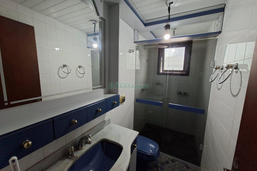 Apto/Cobertura com 157m², 4 dormitórios, 2 vagas, no bairro Panazzolo em Caxias do Sul para Alugar