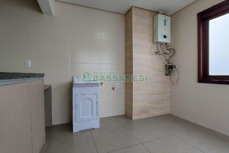 Apto/Cobertura com 250m², 3 dormitórios, 2 vagas, no bairro Petrópolis em Caxias do Sul para Alugar