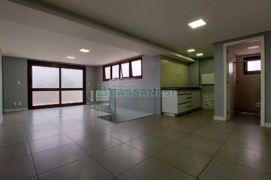 Apto/Cobertura com 250m², 3 dormitórios, 2 vagas, no bairro Petrópolis em Caxias do Sul para Alugar