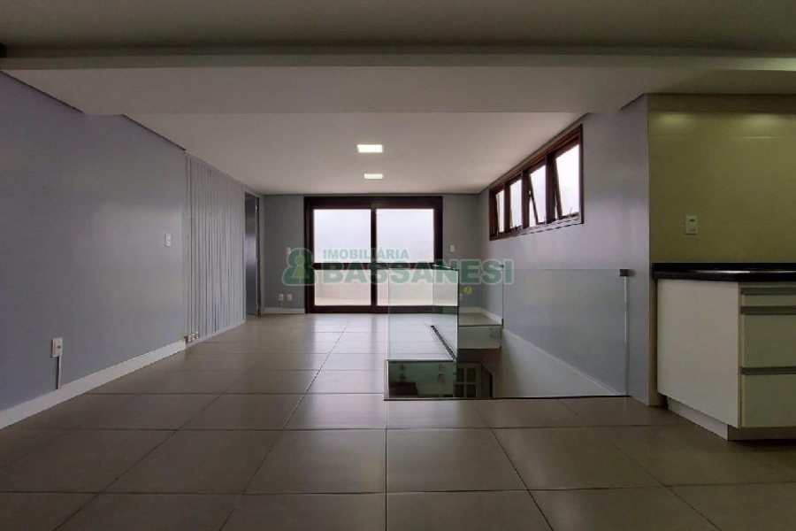 Apto/Cobertura com 250m², 3 dormitórios, 2 vagas, no bairro Petrópolis em Caxias do Sul para Alugar