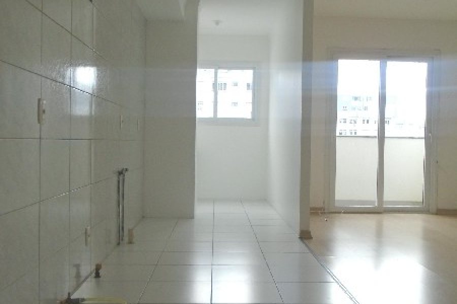 Apartamento com 73m², 2 dormitórios, 1 vaga, no bairro Pio X em Caxias do Sul para Alugar