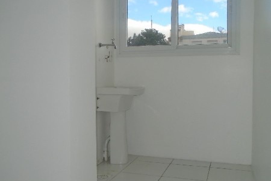 Apartamento com 73m², 2 dormitórios, 1 vaga, no bairro Pio X em Caxias do Sul para Alugar