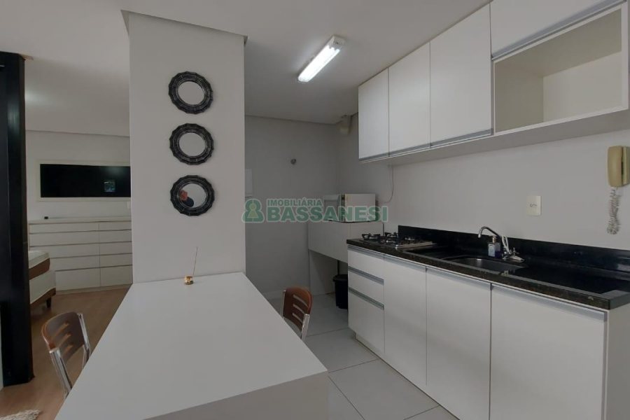 Apto Mobiliado com 40m², 1 dormitório, 1 vaga, no bairro Villagio Iguatemi em Caxias do Sul para Alugar