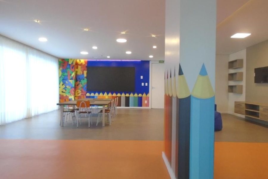 Apto Mobiliado com 40m², 1 dormitório, 1 vaga, no bairro Villagio Iguatemi em Caxias do Sul para Alugar