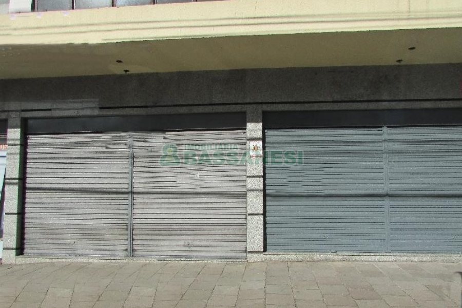 Loja com 88m², 1 vaga, no bairro Centro em Caxias do Sul para Alugar