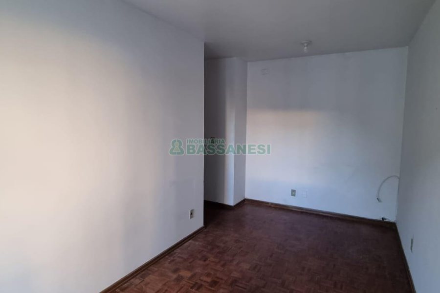 Apartamento com 99m², 3 dormitórios, 1 vaga, no bairro Pio X em Caxias do Sul para Comprar