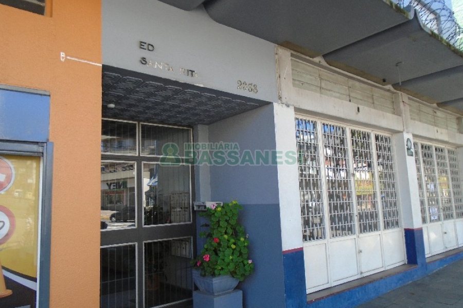 Apartamento com 99m², 3 dormitórios, 1 vaga, no bairro Pio X em Caxias do Sul para Comprar