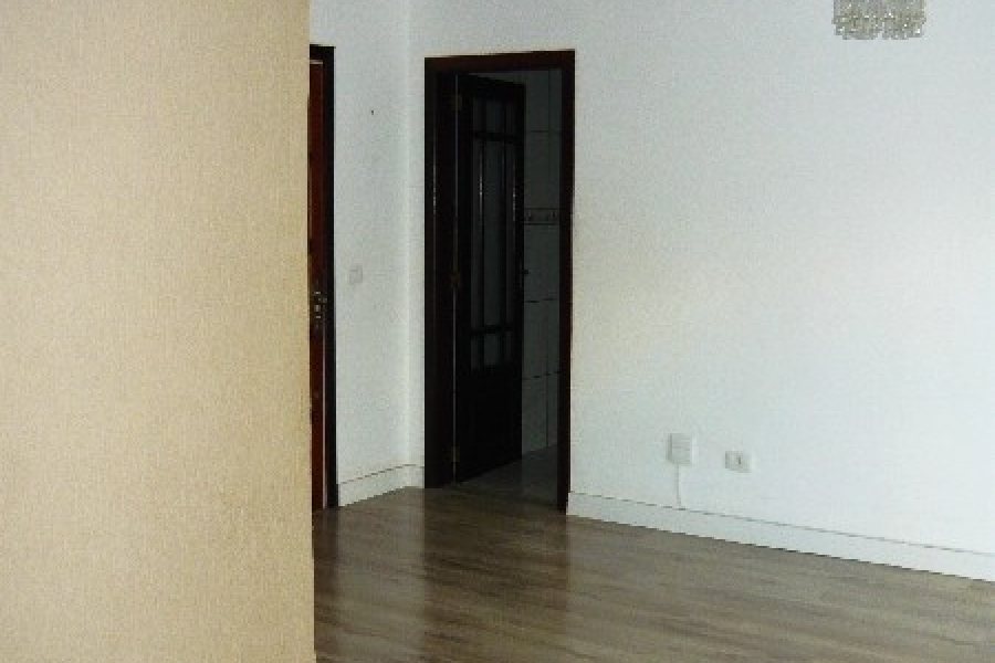 Apartamento com 103m², 2 dormitórios, 1 vaga, no bairro Lourdes em Caxias do Sul para Comprar