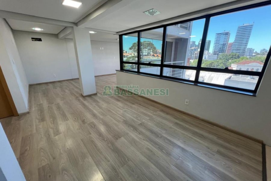 Sala com 52m², 1 vaga, no bairro São Pelegrino em Caxias do Sul para Alugar