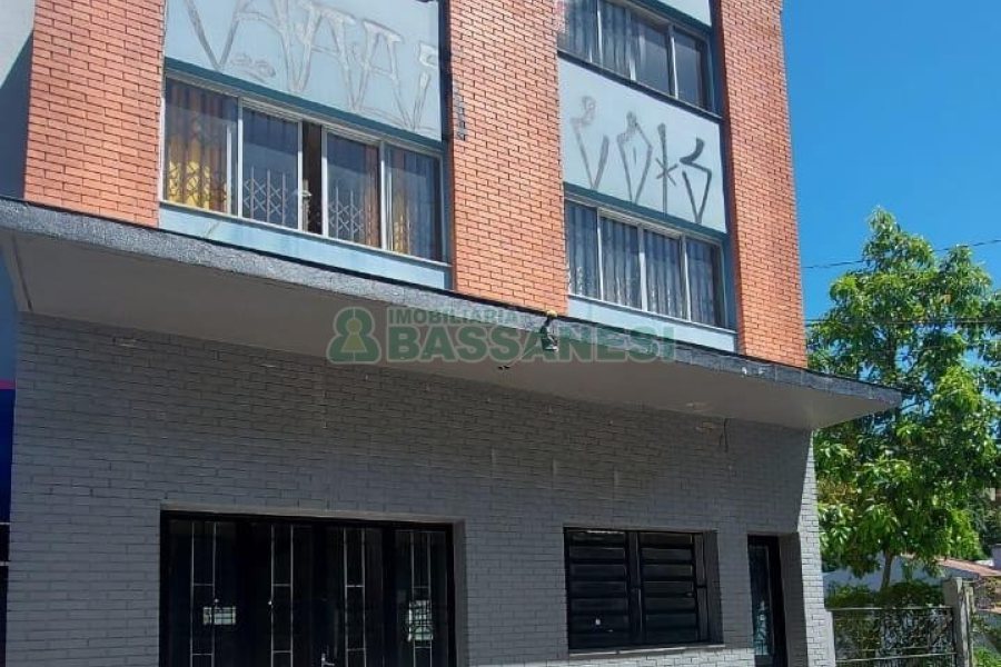 Loja com 130m², no bairro São Leopoldo em Caxias do Sul para Alugar