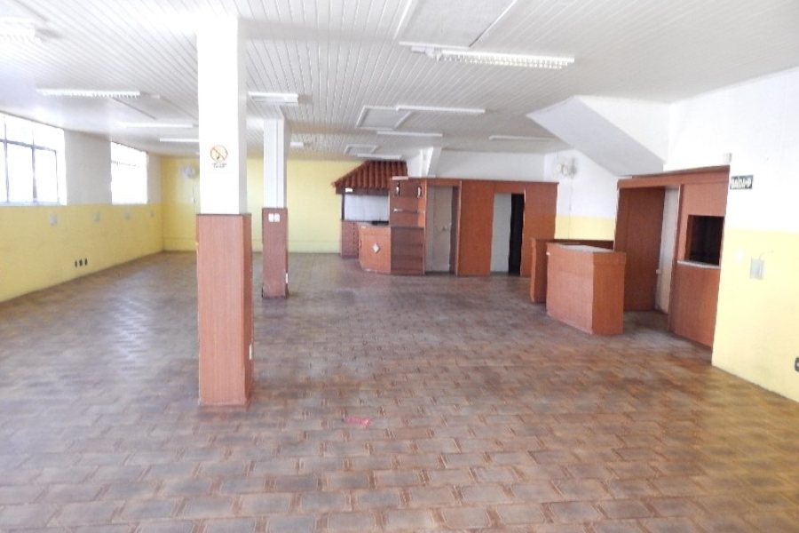 Loja com 311m², no bairro São Leopoldo em Caxias do Sul para Alugar