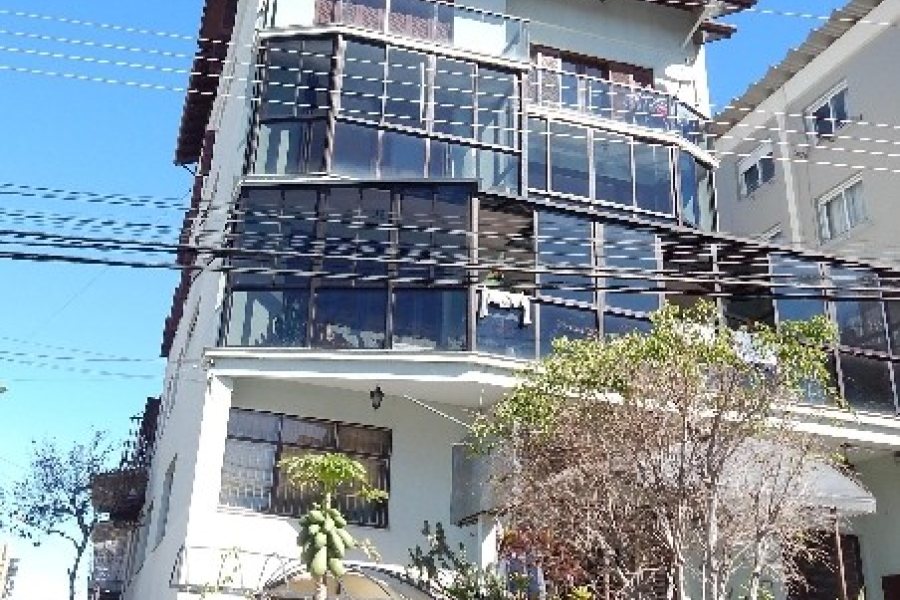 Loja com 311m², no bairro São Leopoldo em Caxias do Sul para Alugar