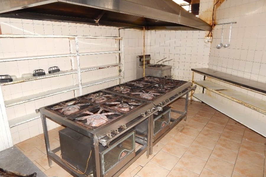 Loja com 311m², no bairro São Leopoldo em Caxias do Sul para Alugar