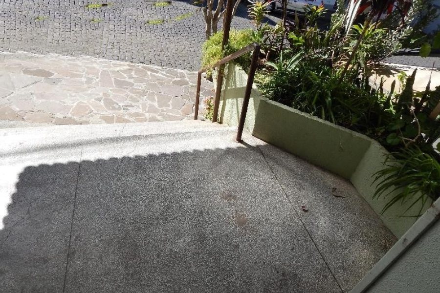 Loja com 311m², no bairro São Leopoldo em Caxias do Sul para Alugar