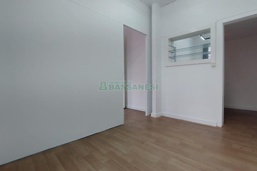 Sala com 25m², no bairro São Pelegrino em Caxias do Sul para Alugar