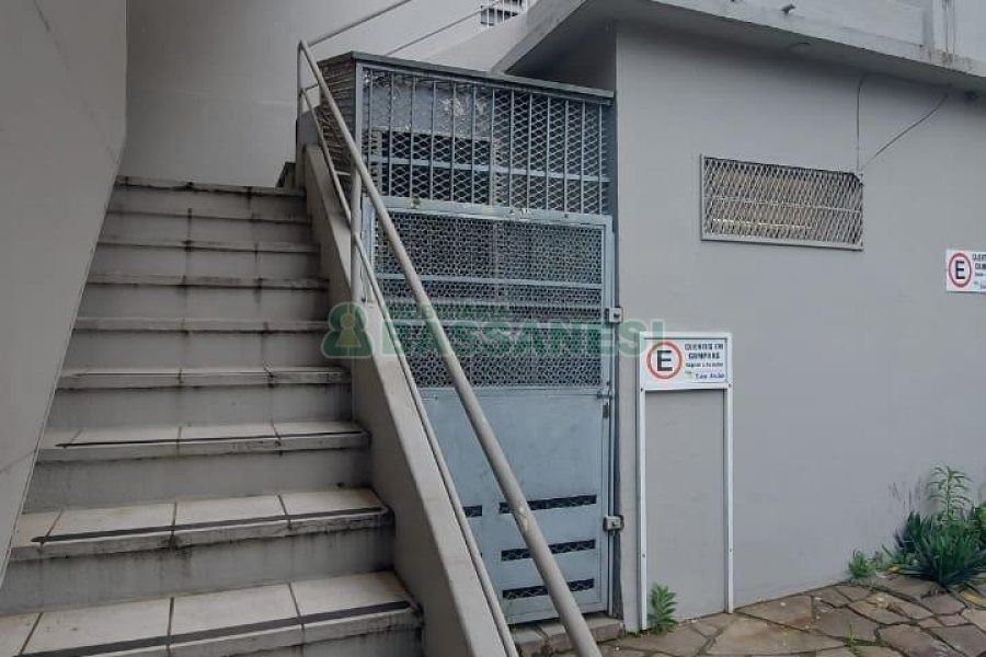 Sala com 25m², no bairro São Pelegrino em Caxias do Sul para Alugar