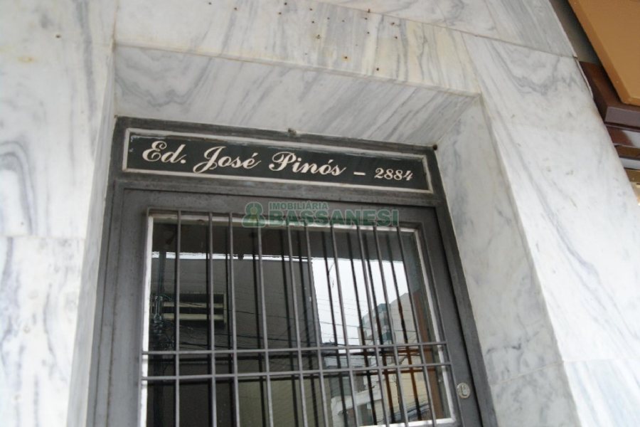 Loja com 76m², no bairro São Pelegrino em Caxias do Sul para Comprar