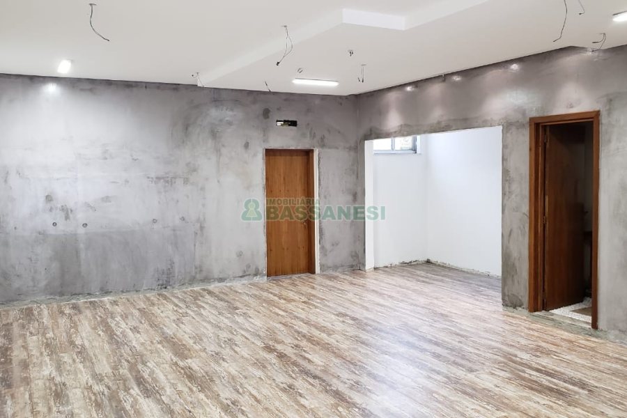 Loja com 65m², no bairro Centro em Caxias do Sul para Comprar