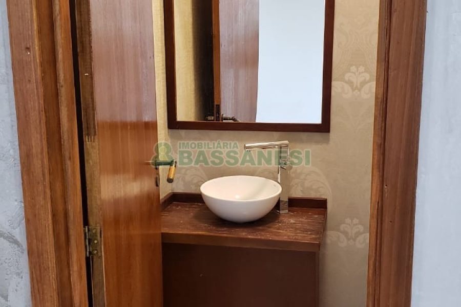 Loja com 65m², no bairro Centro em Caxias do Sul para Comprar