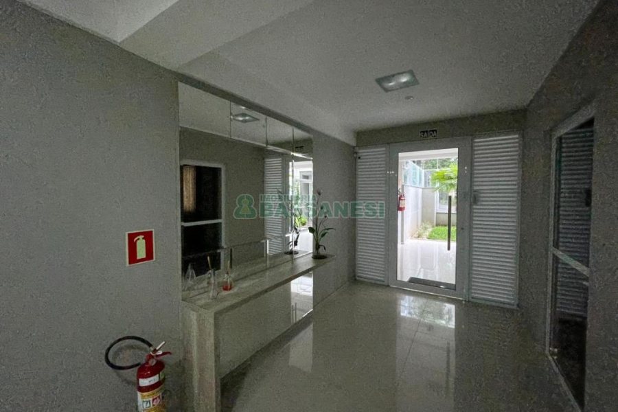 Apto Mobiliado com 148m², 3 dormitórios, 2 vagas, no bairro Madureira em Caxias do Sul para Comprar