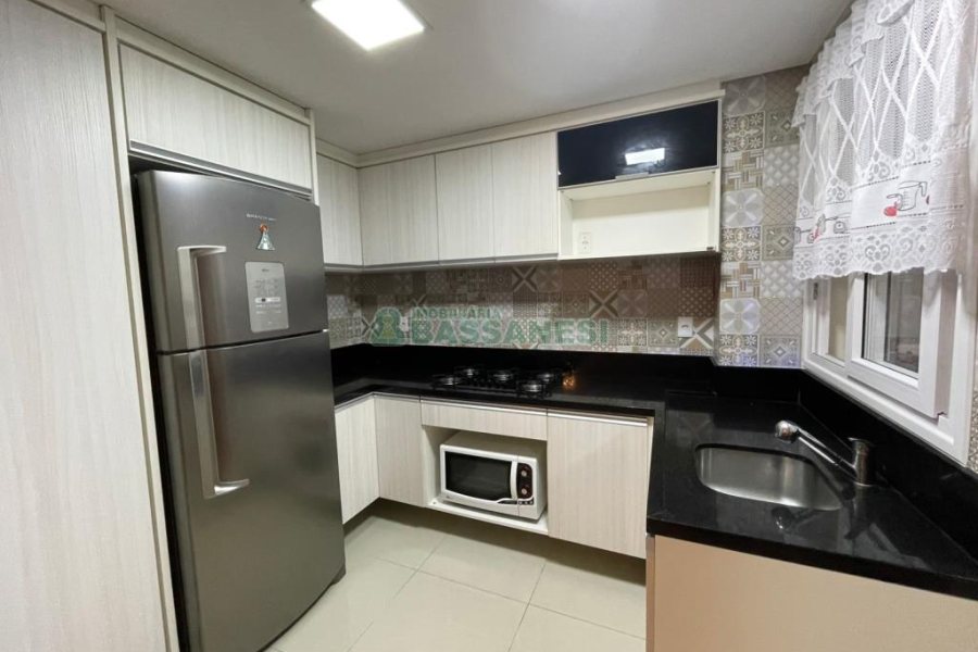 Apto Mobiliado com 148m², 3 dormitórios, 2 vagas, no bairro Madureira em Caxias do Sul para Comprar