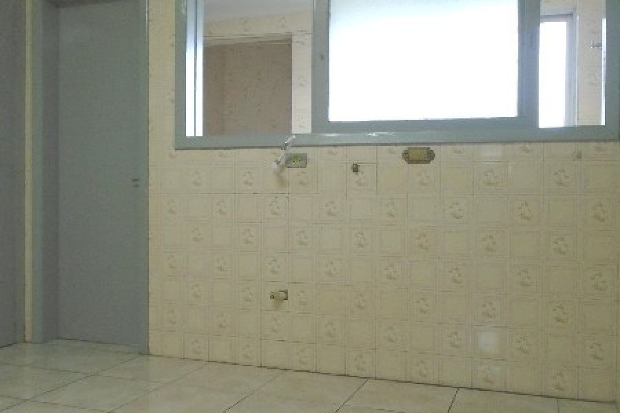 Apartamento com 87m², 2 dormitórios, 1 vaga, no bairro Rio Branco em Caxias do Sul para Alugar