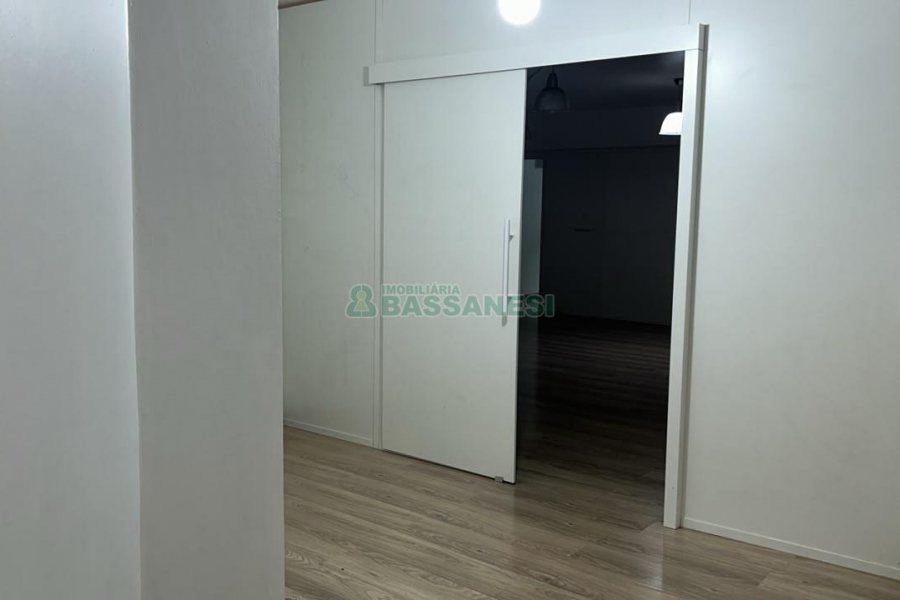 Loja com 115m², no bairro Centro em Caxias do Sul para Alugar