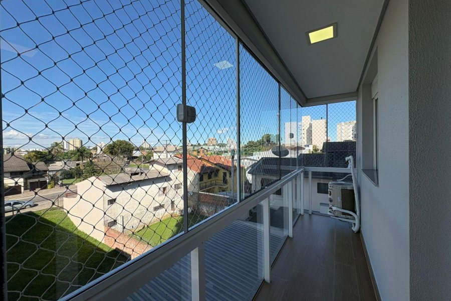 Apartamento com 110m², 3 dormitórios, 2 vagas, no bairro Madureira em Caxias do Sul para Comprar