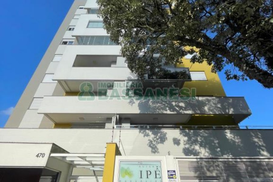 Apartamento com 110m², 3 dormitórios, 2 vagas, no bairro Madureira em Caxias do Sul para Comprar