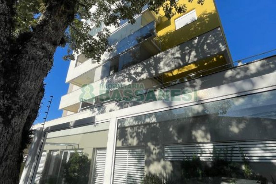 Apartamento com 110m², 3 dormitórios, 2 vagas, no bairro Madureira em Caxias do Sul para Comprar