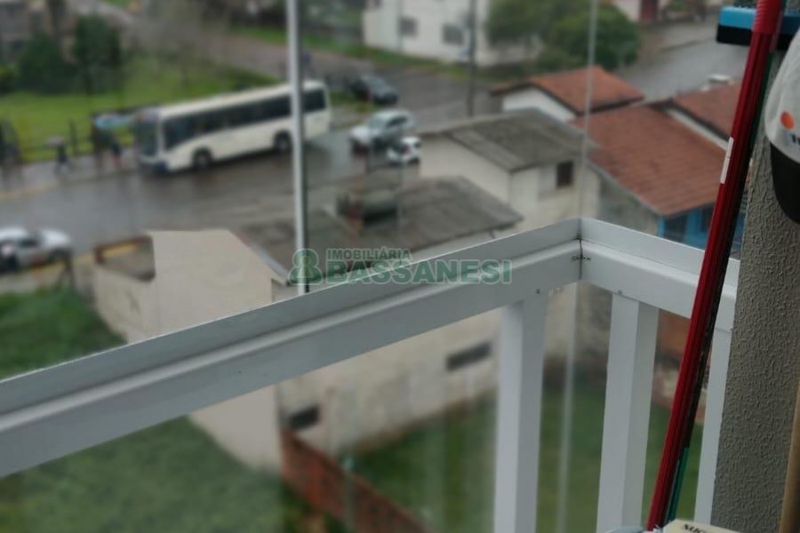 Apartamento com 108m², 3 dormitórios, 2 vagas, no bairro Madureira em Caxias do Sul para Comprar