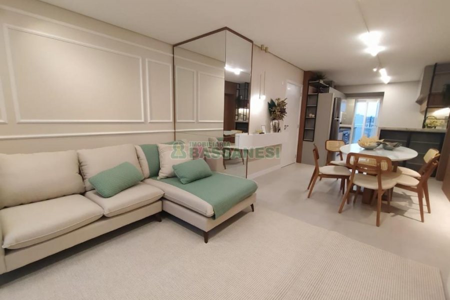 Apartamento com 108m², 3 dormitórios, 2 vagas, no bairro Madureira em Caxias do Sul para Comprar