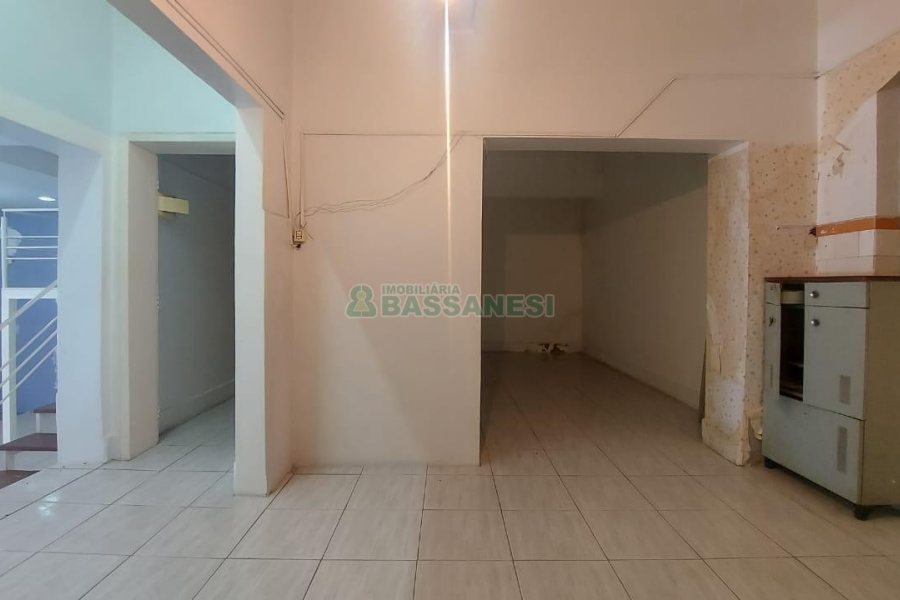 Loja com 56m², no bairro Centro em Caxias do Sul para Alugar