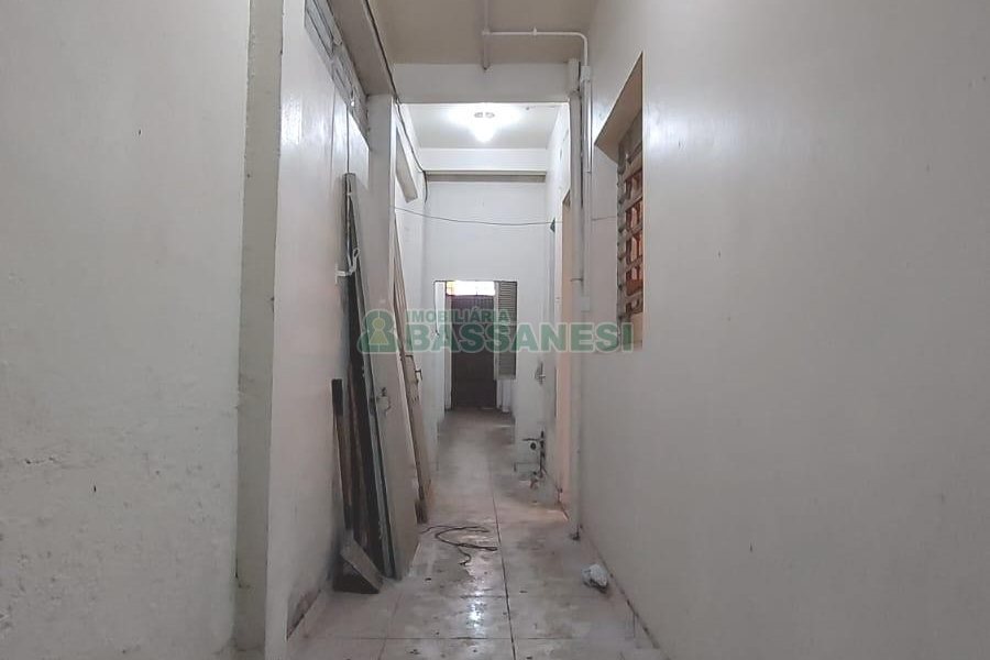 Loja com 56m², no bairro Centro em Caxias do Sul para Alugar