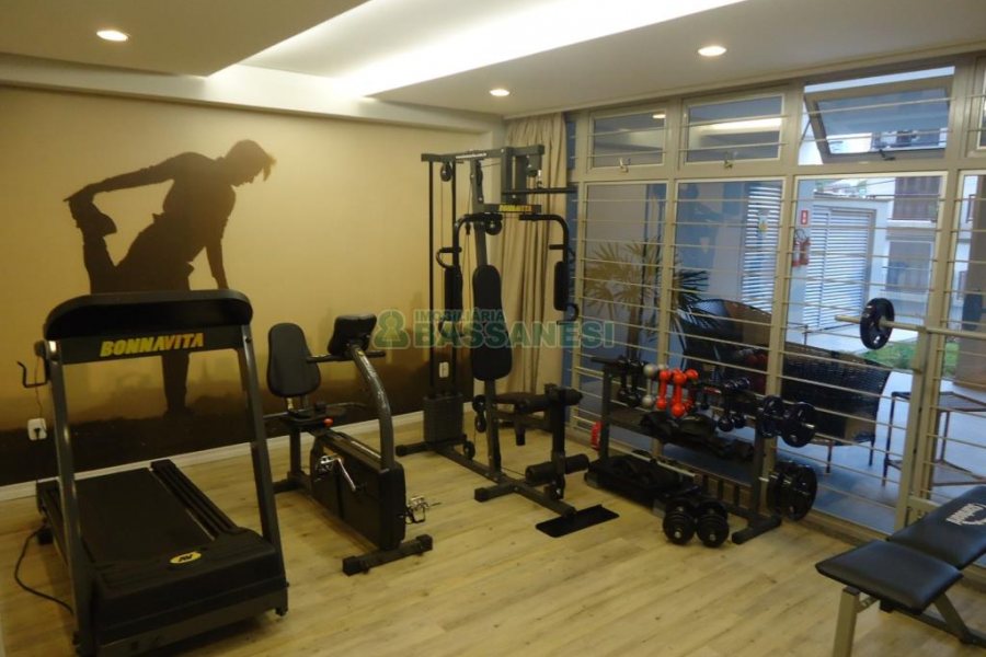 Apto Mobiliado com 85m², 2 dormitórios, 2 vagas, no bairro Panazzolo em Caxias do Sul para Comprar